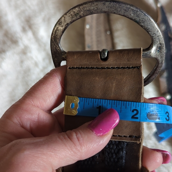 Fina Firenze L handmade studded leather belt - Picture 4 of 5